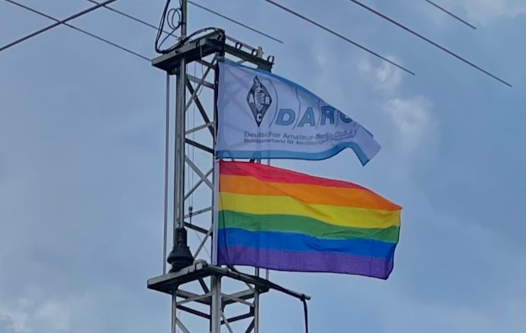 Darc und die Regenbogenflagge!